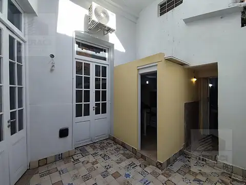 Depto Tipo Casa 4 ambientes con 1 baño