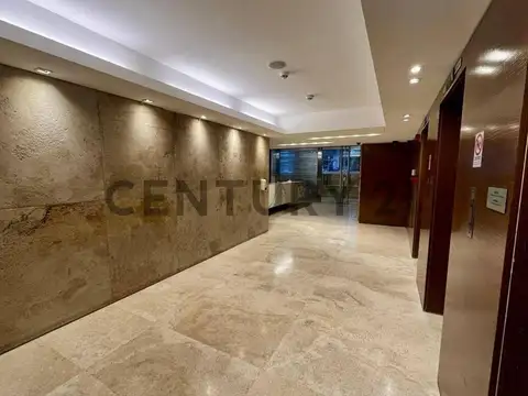 OFICINA EN ALQUILER EN EL CORAZON DE RECOLETA