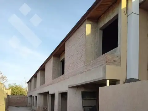 Venta Complejo de Dúplex 6 UF - Cinco Saltos