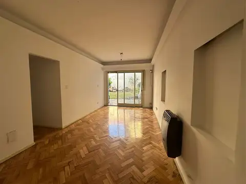 DEPTO 4 AMB + JARDIN -