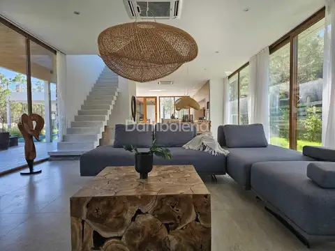 Casa en Venta 1 año