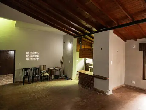 Depto Tipo Casa en Alquiler 50 años