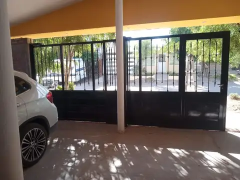 CASA EN ALQUILER RINCON DE LOS SAUCES