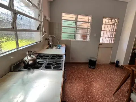 Hipólito Bouchard 400