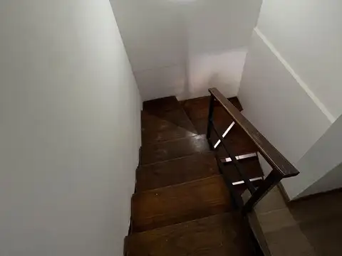 Depto Tipo Casa en Venta al Este