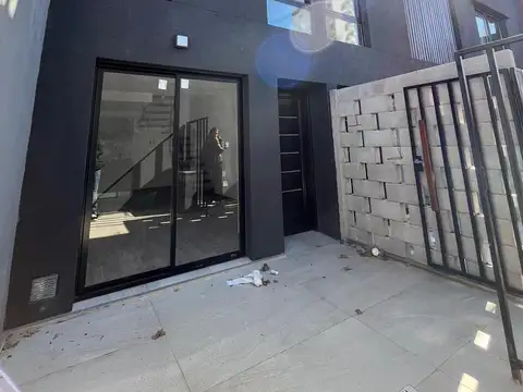 Depto Tipo Casa en Venta de 3 ambientes
