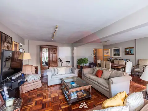 Departamento en Venta de 6 ambientes
