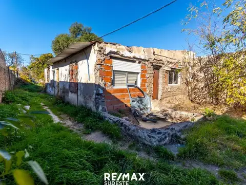 VENTA CASA A REFACCIONAR ( S. MARTIN)/ 2 DORMIT.