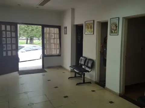 (MBA-MBA-120) Negocio - Venta - Argentina, Quilmes - Av. Hipólito Yrigoyen  5136