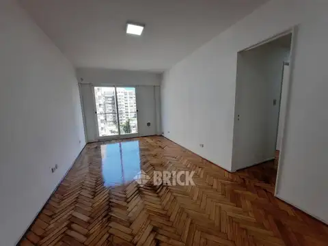 BAEZ Y BOULEVARD CHENAUT - IMPECABLE TODO AL FRENTE 56 M2 BALCON TODO SOL