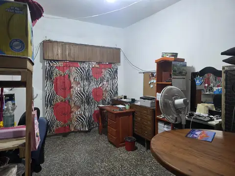 Oficina 5 ambientes con 3 baños
