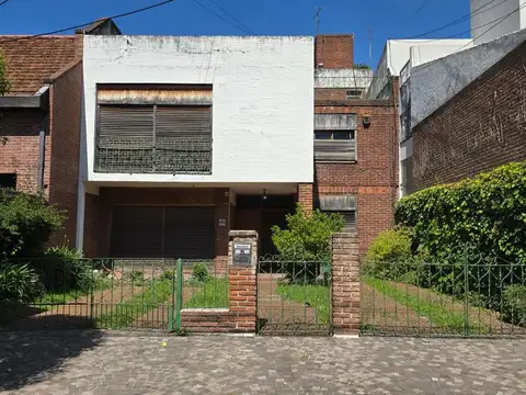 Casa en Venta en Barrio Parque, USD 345.000