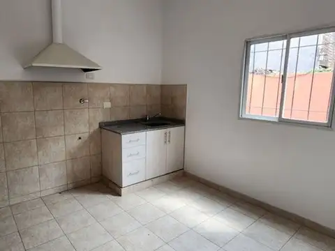 Depto Tipo Casa 3 ambientes con 1 baño