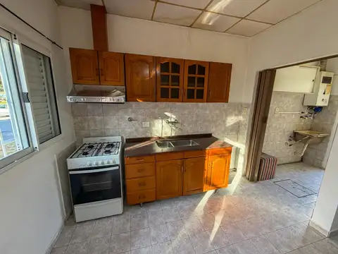 Casa en Alquiler en Villa Rosas, $ 550.000