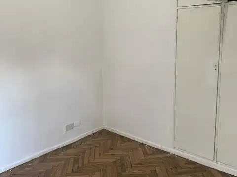 Venta dpto 2 ambientes en pleno Lanús centro!