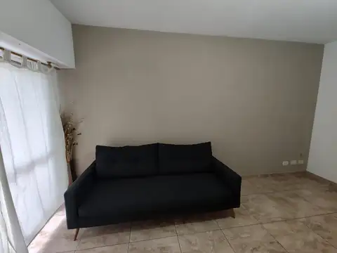 Depto Tipo Casa en Alquiler en Ramos Mejia Sur, $ 400.000
