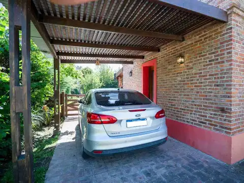 Casa 6 ambientes con 3 baños
