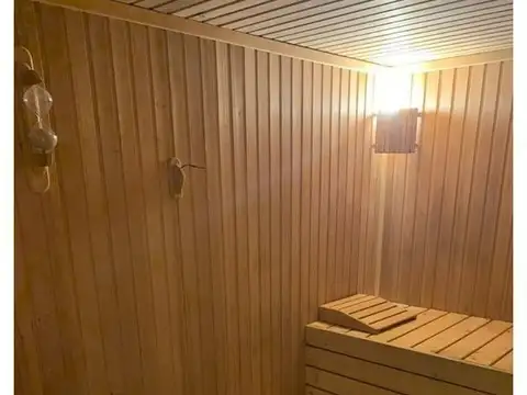 *DEPTO. 4 AMB CON 3 BALCÓNES Y VISTA AL JARDÍN