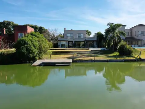 Casa en Alquiler en Santa Barbara, USD 5.000