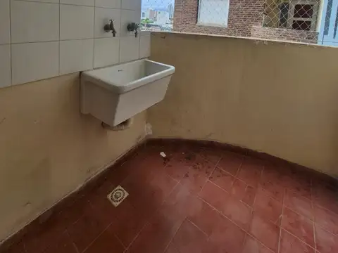 Depto Tipo Casa en Alquiler al Este