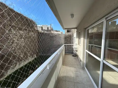 Departamento en Alquiler en Parque Chas, $ 950.000