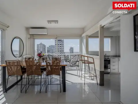 Triplex con terraza, pileta y parrilla propia con vista al rio en Venta - Olivos