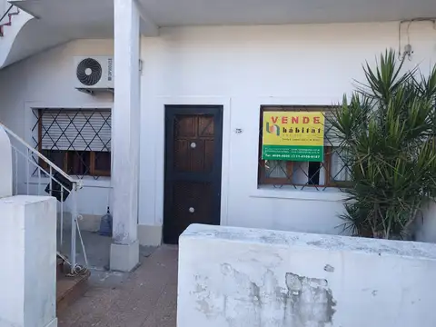 PH. 3AMB AL FTE., P. BAJA, LIVING, COMED DIARIO, COCI. 2 DORM., BAÑO,TERRAZA C/ PARRILLA, MAS CUARTO. CONSULTE|