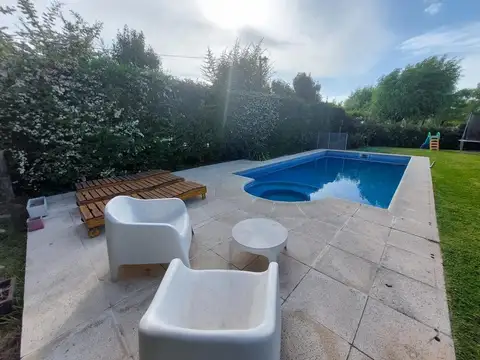 Casa en Venta en La Caballeriza, USD 390.000