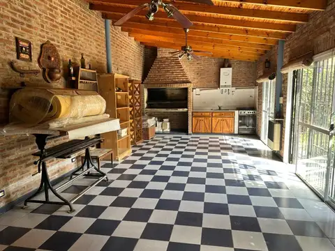 Castillo 3696