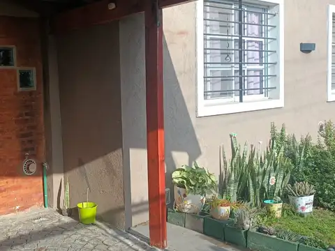 Gabriel D Annuncio 900
