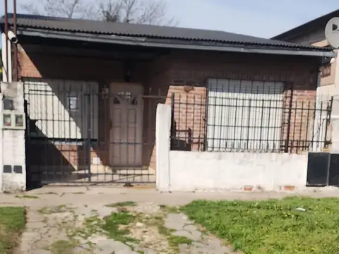 EXCELENTE PH DE 3 AMB AL FRENTE SIN EXPENSAS SIN COCHERA