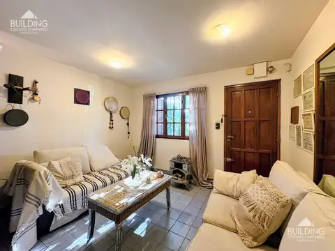 Casa 3 ambientes con 2 baños