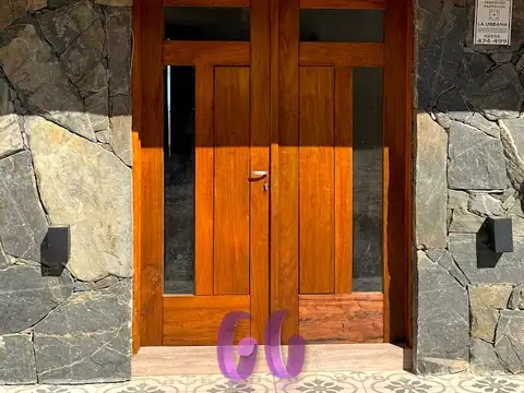 Casa en Venta en Los Nogales, USD 180.000