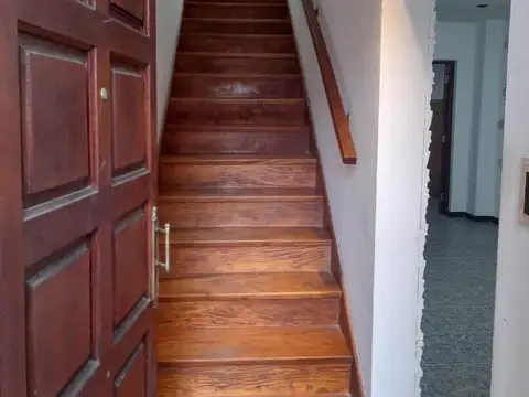 Casa en Alquiler en Villa Luzuriaga, $ 1.000.000