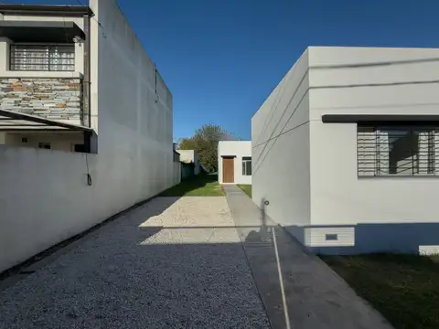 Casa en Venta 3 dormitorios en Villa Elisa
