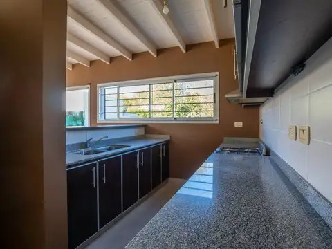 Casa en Venta 3 dormitorios en Villa Elisa