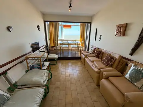 Av. 1 e/ Paseo 145 y 146