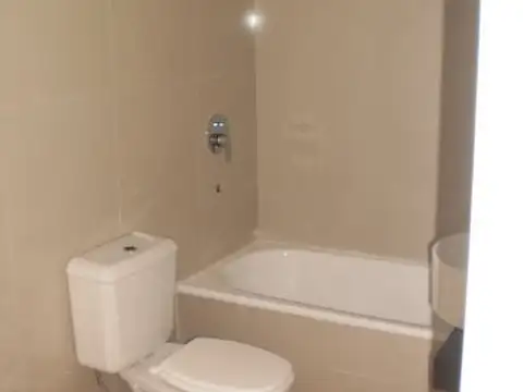 AVDA. SAN MARTIN 5000