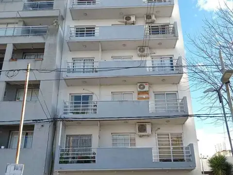 MONOAMBIENTE EN VENTA - LA PLATA