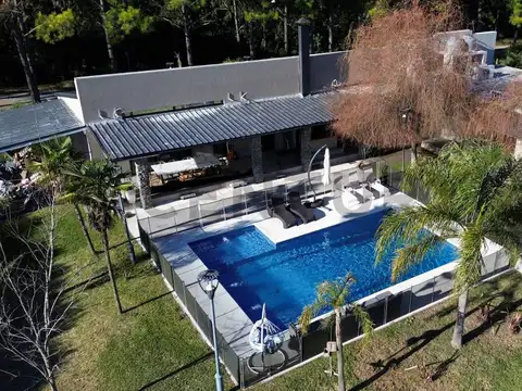 VENTA CASA 7 AMBIENTES LAS LOMADAS DE CARDALES