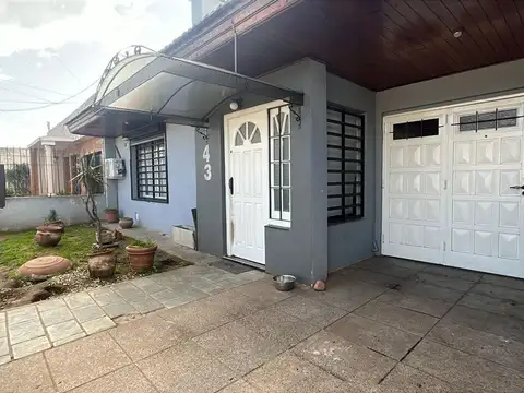 Casa en Venta en Lomas De Zamora, USD 107.000