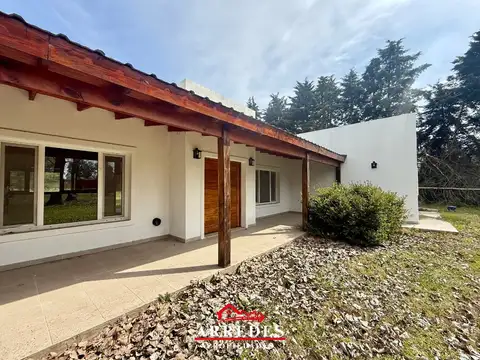 Venta · Casa 4 ambientes · Apta Crédito · El Solar de Capilla ·