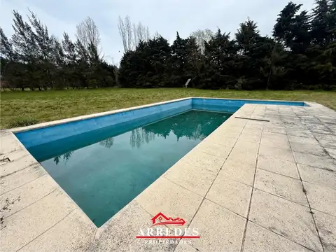Casa en Venta con 2 cocheras