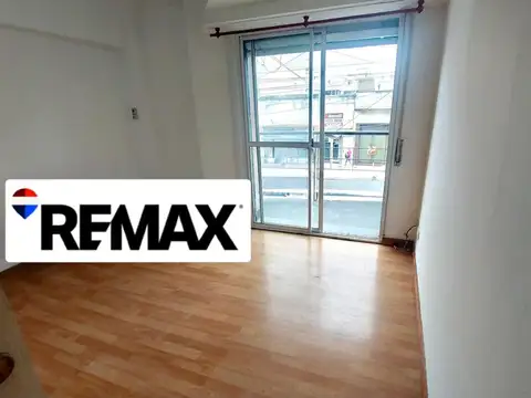 Departamento en Alquiler en Piñeyro, $ 500.000