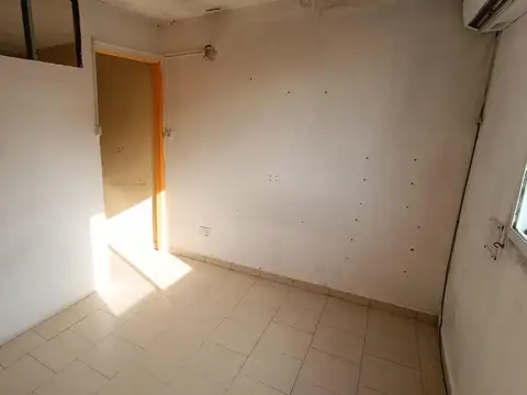 Acuña 1100, Piso 1