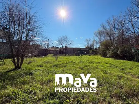 LOTE CON CONSTRUCCION EN BARRIO PIONEROS