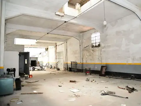 Galpon en Venta en Villa del Parque, USD 690.000