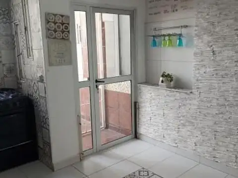 Depto Tipo Casa 4 ambientes con 2 baños
