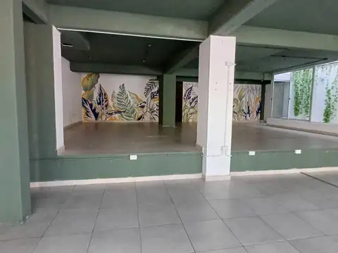 Locales Edificio 20 de Febrero