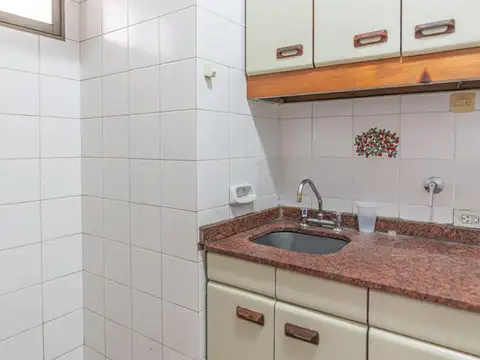 Oficina en Venta con 1 cochera